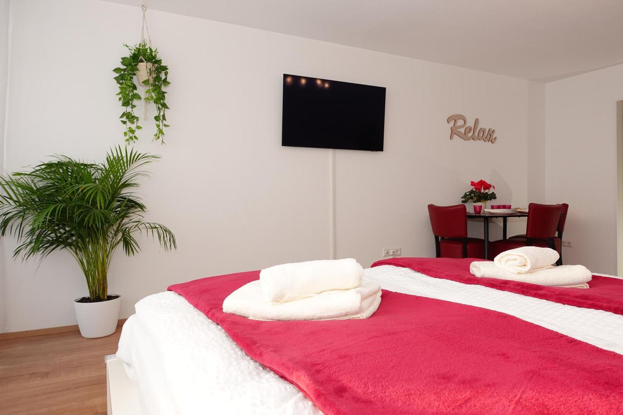 Relax-Red Mit Pool Und Sauna Scheidegg Esterno foto